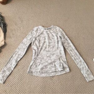 lululemon athletica Light Gray Camouflage Long Sleeve Top